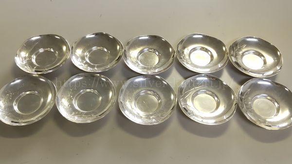 純銀製の皿